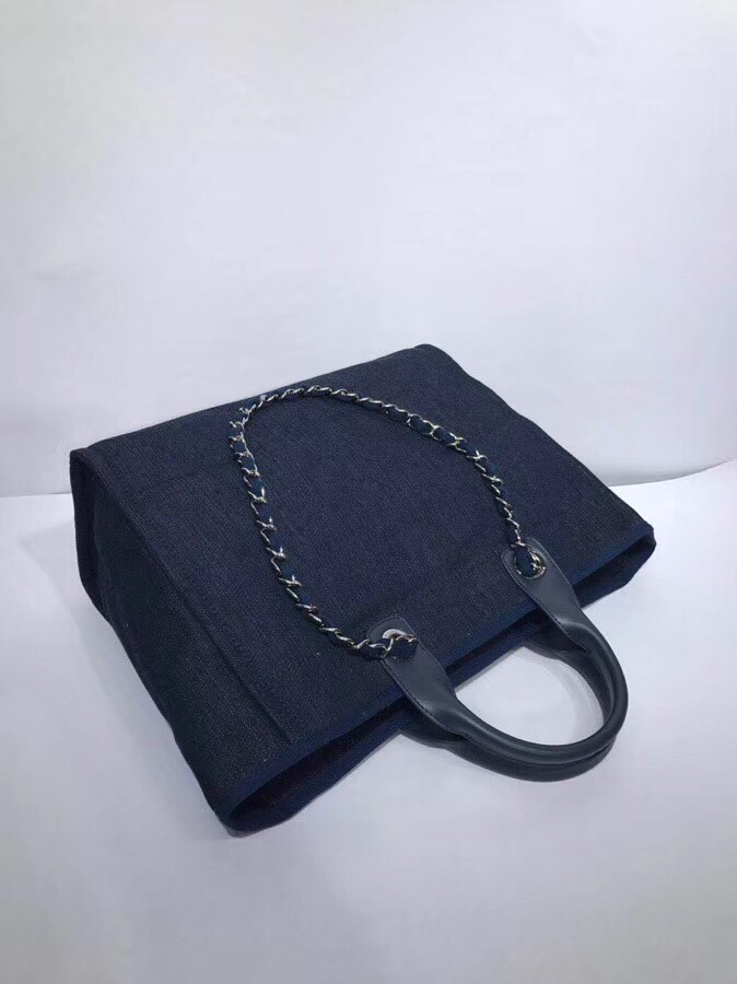 Ch**el shopping bags